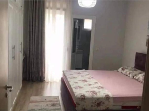 Tirane, jepet me qera apartament 2+1+BLK Kati 3, 105 m² 450 Euro (rruga Gramoz Pashko)