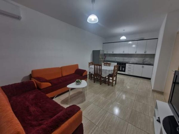 Tirane, jepet me qera apartament 2+1+BLK Kati 5, 92 m² 400 Euro (Astir)