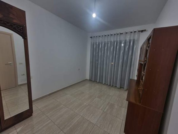 Tirane, jepet me qera apartament 2+1+BLK Kati 5, 92 m² 400 Euro (Astir)