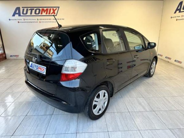 Tirane, shes makine Honda JAZZ Viti 2010, 4.900 Euro