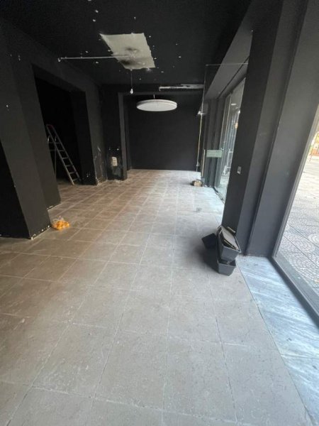 Tirane, jepet me qera ambjent biznesi Kati 0, 107 m² 2.300 Euro (Myslym Shyri)
