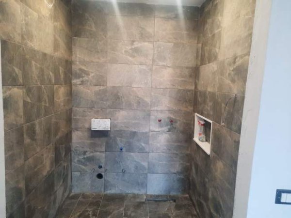 Tirane, jepet me qera Kati 2, 600 Euro