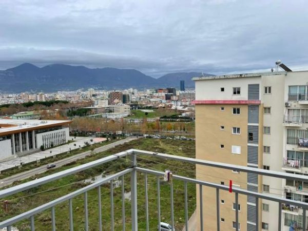 Tirane, jepet me qera apartament 1+1 Kati 11, 52 m² 350 Euro (Fusha Aviacionit)