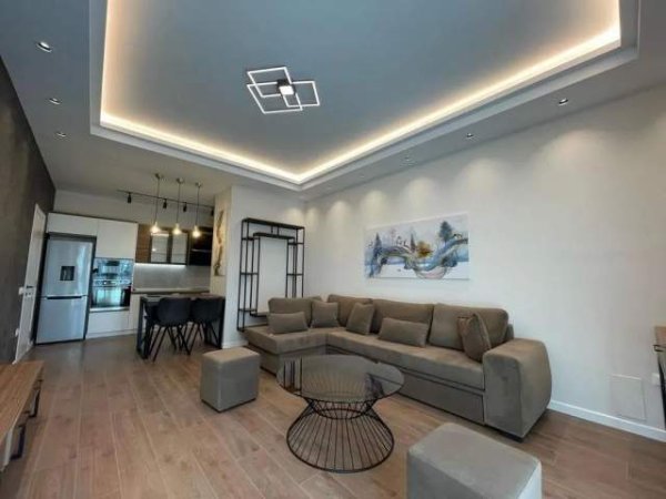 Tirane, jepet me qera apartament 1+1+BLK Kati 6, 65 m² 700 Euro (Ruga e Kavajes)