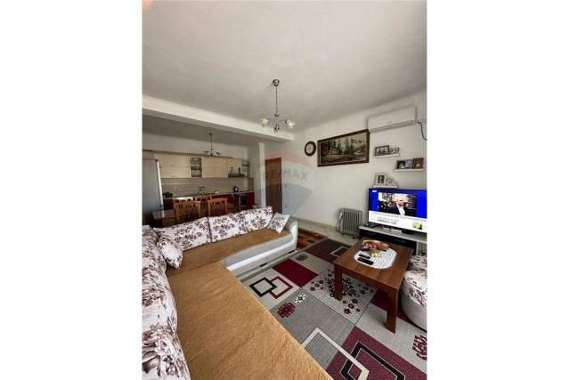 Tirane, shitet apartament 2+1 Kati 10, 96 m² 88.000 Euro (Astir)