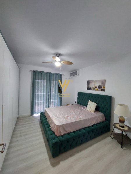 Tirane, jepet me qera apartament 2+1+Ballkon Kati 5, 90 m² 750 € (KOPESHTI BOTANIK)