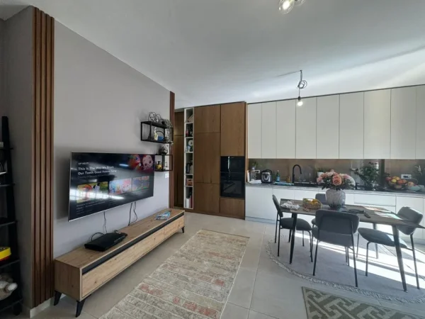 Tirane, shitet apartament 2+1 , 158 m² 280.000 € (Kopshti Botanik)