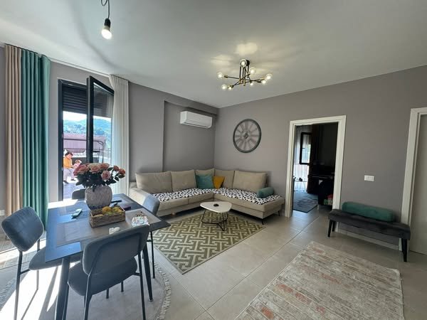 Tirane, shitet apartament 2+1 , 158 m² 280.000 € (Kopshti Botanik)