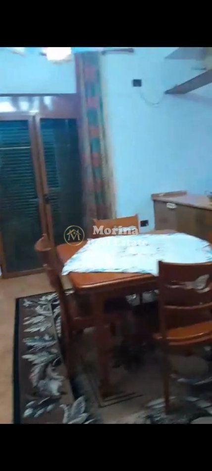 Tirane, jepet me qera apartament 3+1 Kati 2, 100 m² 400 € (Jordan Misja)