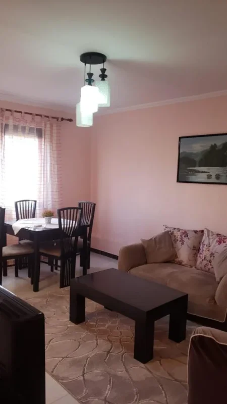 Tirane, shitet apartament 2+1+Ballkon Kati 5, 74 m² 88.000 € (Allias)