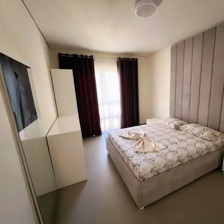 Gjiri Lalezit | Hamallaj, shitet apartament 1+1 , 90 m² 210.000 € (San Pietro)