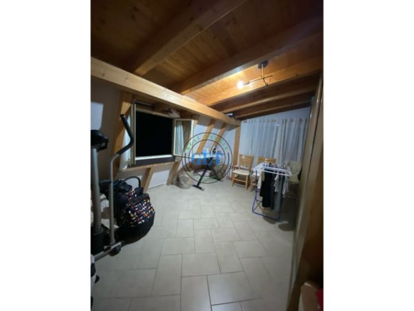 Shitet Apartament 2+1 Vollga, Durres