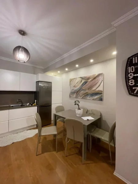 Tirane, shitet apartament 2+1+Ballkon Kati 6, 92 m² 139.990 € (Astir)