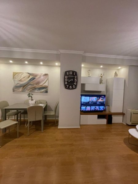 Tirane, shitet apartament 2+1+Ballkon Kati 6, 92 m² 139.990 € (Astir)