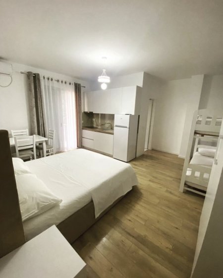 Himare, jepet me qera apartament 1+1 Kati 2, 50 m² 50 € (Borsh)