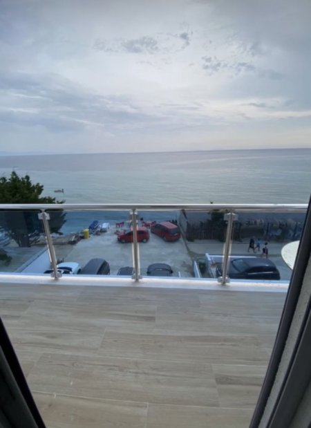 Himare, jepet me qera apartament 1+1 Kati 2, 50 m² 50 € (Borsh)
