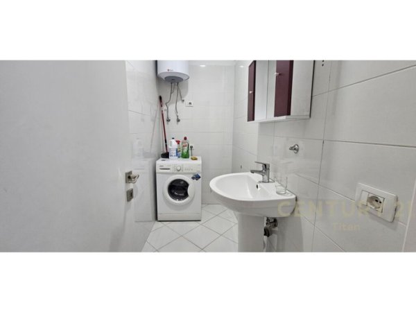 Tirane, jepet me qera apartament 2+1+Aneks+Ballkon Kati 1, 90 m² 600 € (Don Bosko)