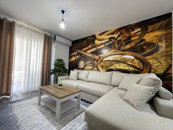 Tirane, jepet me qera apartament 1+1+Aneks+Ballkon Kati 4, 76 m² 630 € (Liqeni i Thate)