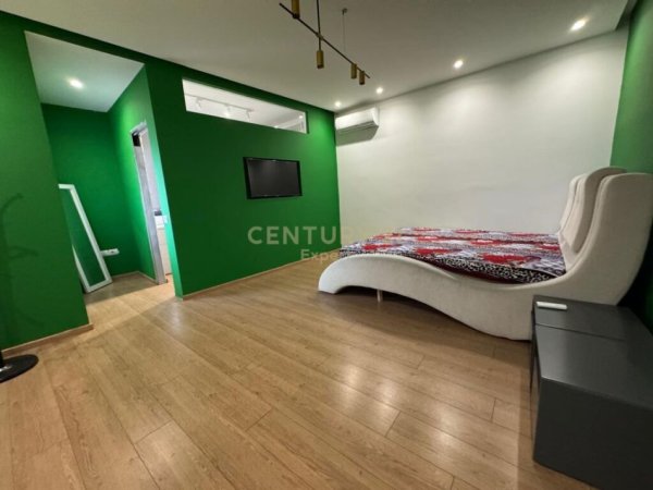 Tirane, jap me qera apartament 2+1+Aneks+Ballkon Kati 3, 150 m² 800 € (Don Bosko)