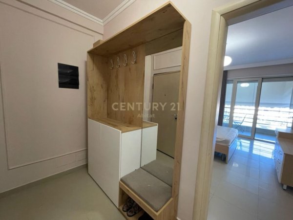 Tirane, shes apartament 1+1+Aneks+Ballkon Kati 5, 69 m² 170.000 € (Bukevardi i Ri)