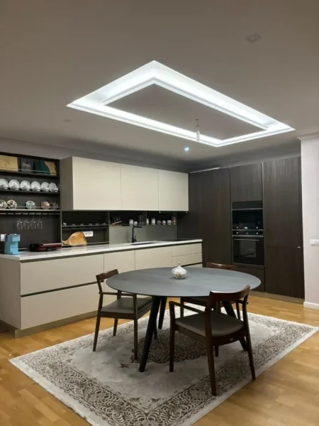 Tirane, shitet apartament 3+1+Aneks+Ballkon Kati 3, 172 m² 360.000 € (Kopshti Botanik)