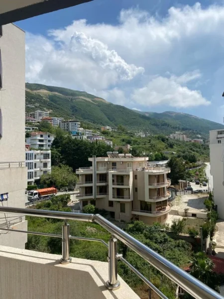 Vlore, jepet me qera apartament 1+1+Ballkon Kati 6, 68 m² 400 € 