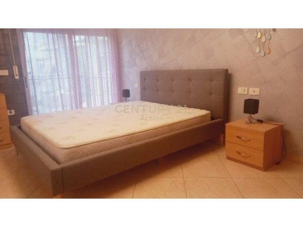 Tirane, shes apartament 2+1+Aneks+Ballkon Kati 4, 99 m² 200.000 € (Rruga Ndre Mjeda)