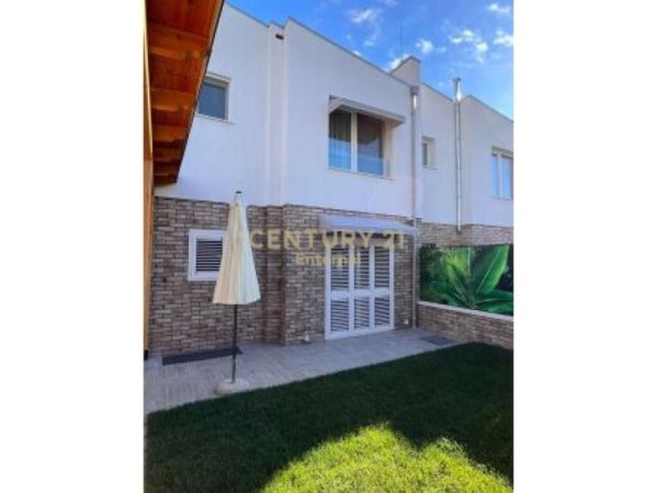 Tirane, jepet me qera Vile 3 Katshe Kati 3, 400 m² 3.000 € (Rezidenca ELYSIUM)