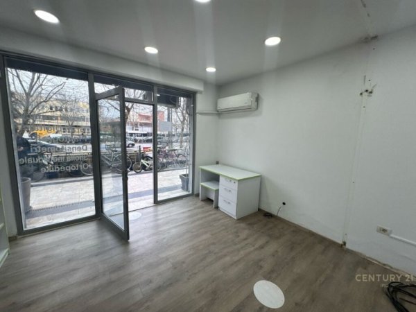 Tirane, shitet ambjent biznesi , 54 m² 173.000 € (DRITAN HOXHA)