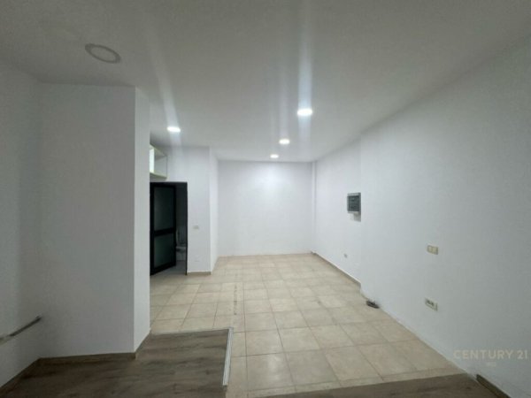 Tirane, shitet ambjent biznesi , 54 m² 173.000 € (DRITAN HOXHA)