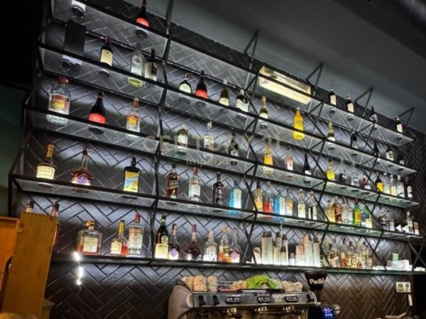 Tirane, shes bar-resorant , 150 m² 550.000 € (FERIT XHAJKO)