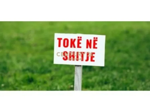 Tirane, shes toke , 2.700 m² 351.000 € (Farke)