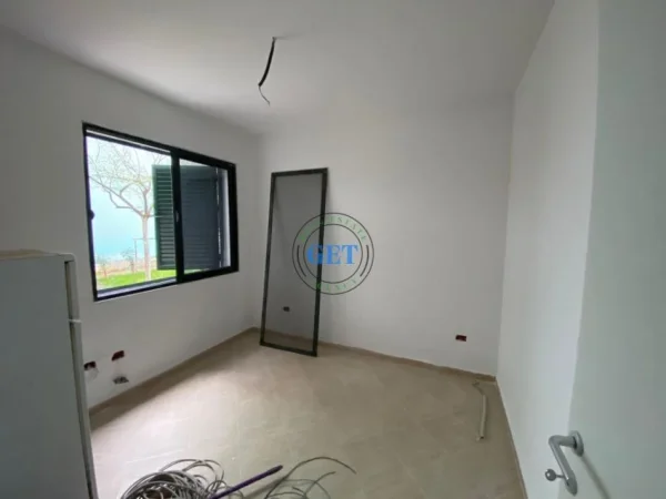 Durres, shitet apartament 2+1 Kati 0, 76 m² 100.000 € 
