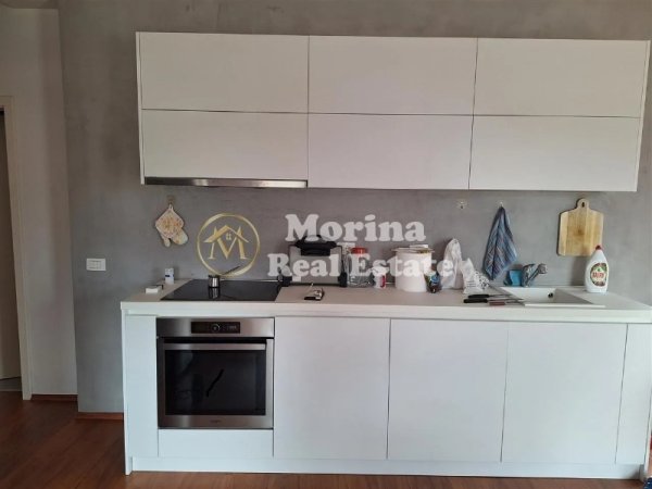 Tirane, jepet me qera apartament 2+1 Kati 5, 85 m² 550 € (Ali Demi)