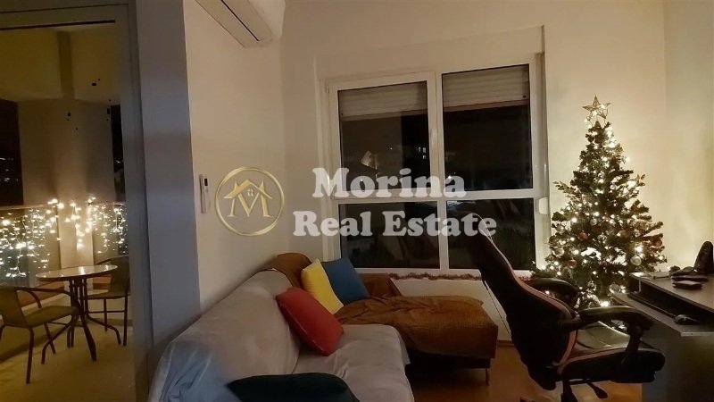 Tirane, jepet me qera apartament 2+1 Kati 5, 85 m² 550 € (Ali Demi)