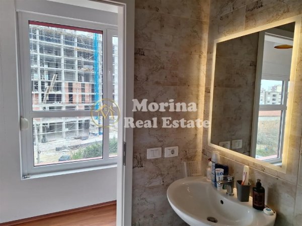 Tirane, jepet me qera apartament 2+1 Kati 5, 85 m² 550 € (Ali Demi)