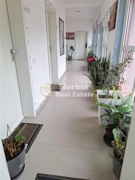 Tirane, jepet me qera apartament 2+1 Kati 5, 85 m² 550 € (Ali Demi)