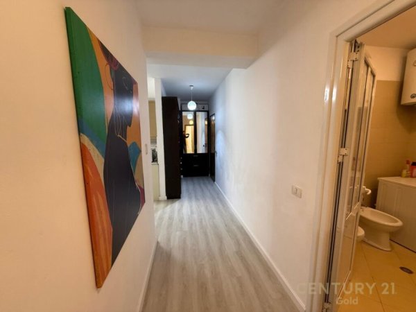 Tirane, jepet me qera apartament 2+1+Aneks+Ballkon Kati 5, 101 m² 700 € (Kodra e Diellit)