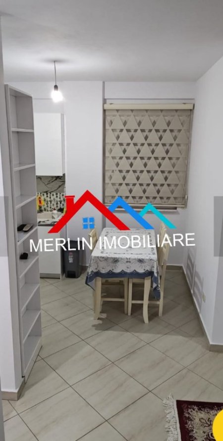 Tirane, jepet me qera apartament 1+1+Ballkon Kati 6, 63 m² 400 € (RRUGA VELI DEDI)
