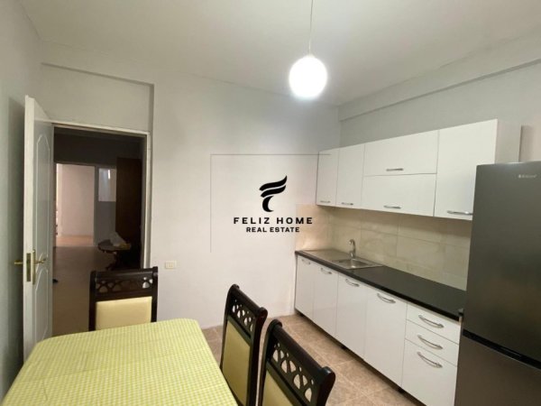 Tirane, apartament 2+1+Ballkon Kati 1, 90 m² (RRUGA E DIBRES)