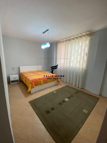 Tirane, apartament 2+1+Ballkon Kati 1, 90 m² (RRUGA E DIBRES)