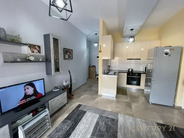 Tirane, shes apartament 1+1 Kati 7, 67 m² 112.000 € (Ali Demi)