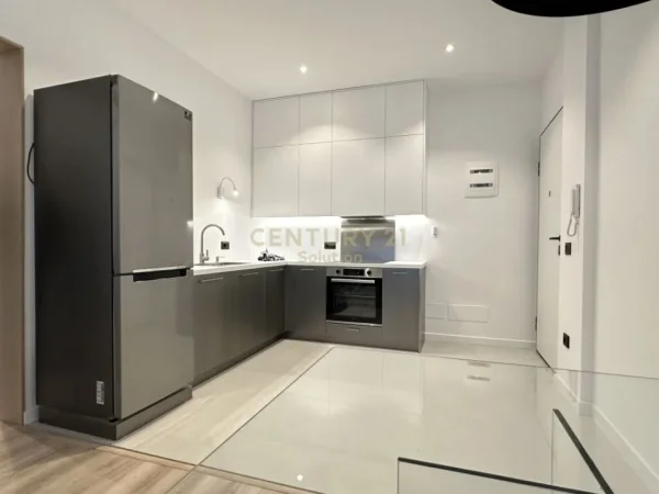 Tirane, jepet me qera apartament 1+1+Aneks+Ballkon Kati 11, 75 m² 850 € (Garde)