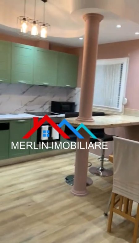 jepet me qera apartament 2+1+Ballkon Kati 7, 100 m² 900 € (STADIUMI DINAMO)