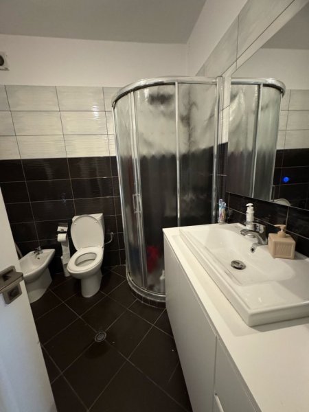 Tirane, shitet apartament 2+1 Kati 6, 92 m² 140.000 € (Astir)