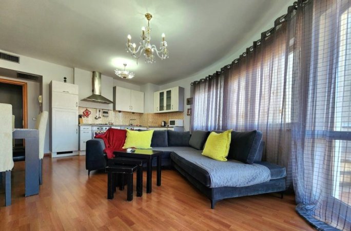 Tirane, jepet me qera apartament 1+1+Aneks+Ballkon Kati 9, 71 m² 520 € (zogu i zi)