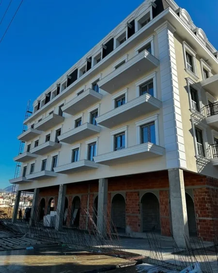 Tirane, shitet apartament 3+1+Ballkon Kati 1, 151 m² 235.383 € (Sauk i Vjeter)