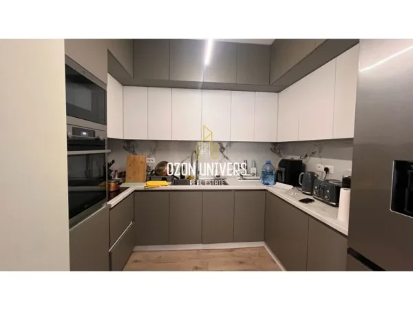 Tirane, shitet apartament 2+1 Kati 7, 109 m² 357.000 € (Kompleksi kika2)