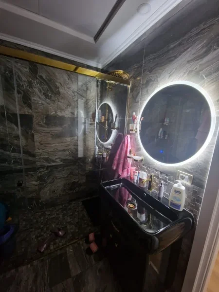 Tirane, shitet apartament 1+1+Ballkon , 70 m² 175.000 € (Don Bosko)