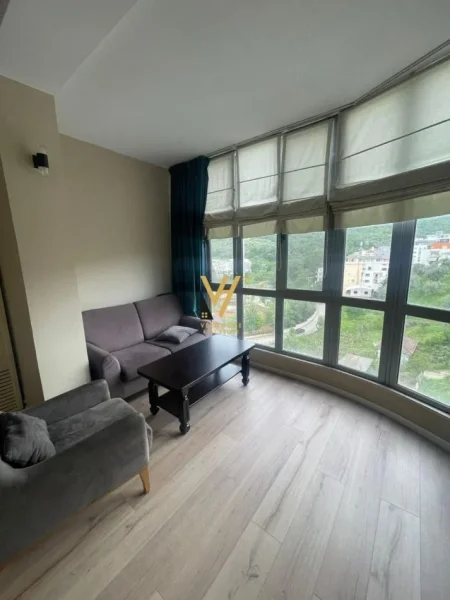 Tirane, jepet me qera apartament 3+1+Ballkon Kati 6, 135 m² 1.200 € (KOPSHTI ZOOLOGJIK)